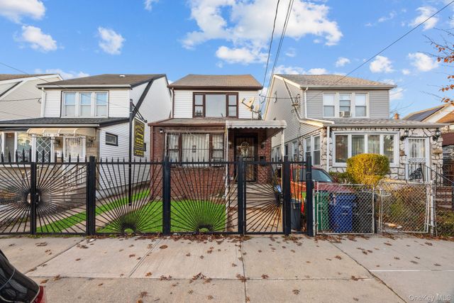 16737 109th Road, Jamaica, NY 11433