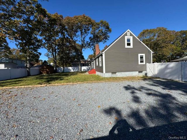 8 Paul Drive, Mastic, NY 11950