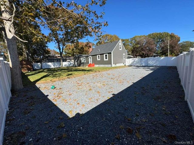 8 Paul Drive, Mastic, NY 11950