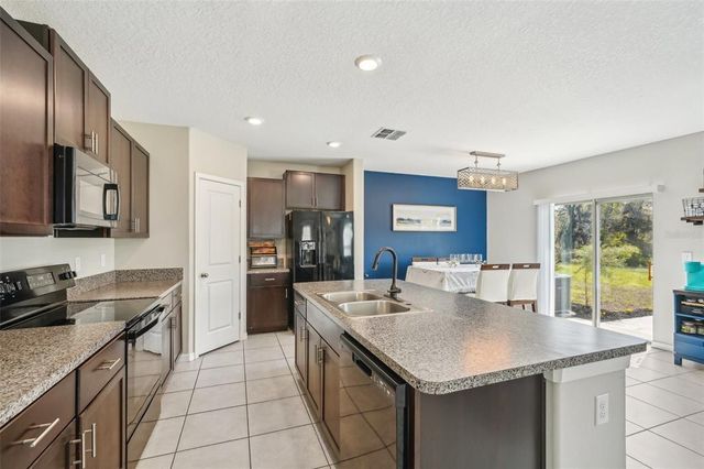 11944 MIRACLE MILE DRIVE, Riverview, FL 33578