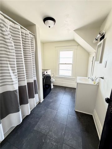 910 South Main Street, Shelby, NY 14103