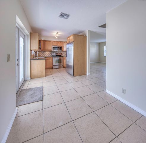 3578 Coconut Road, Palm Springs, FL 33461