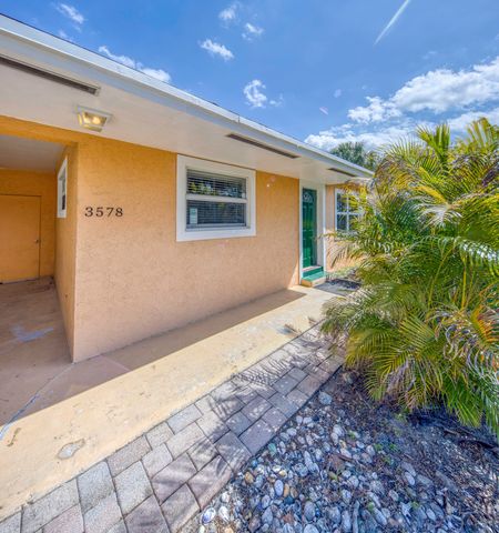 3578 Coconut Road, Palm Springs, FL 33461