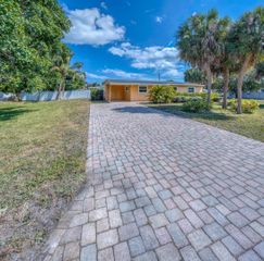 3578 Coconut Road, Palm Springs, FL 33461