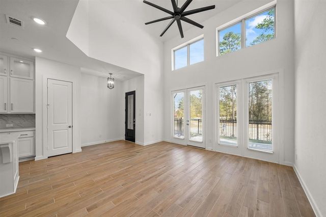 227 Cypress Pond Place, Montgomery, TX 77316