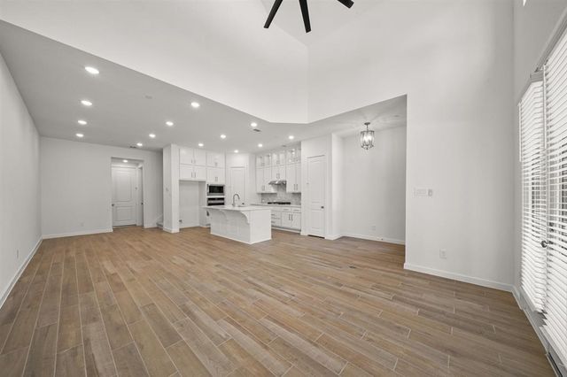 227 Cypress Pond Place, Montgomery, TX 77316