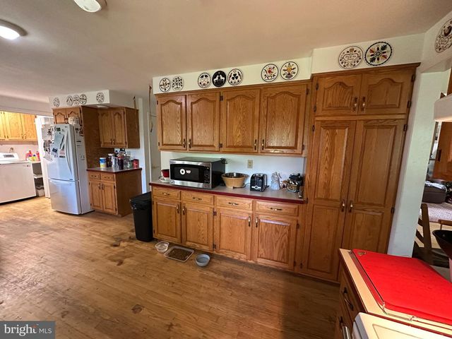 296 OVERHILL DRIVE, Chambersburg, PA 17202