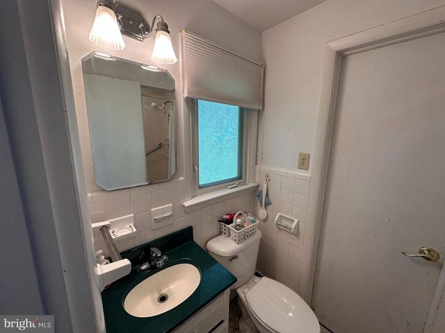 296 OVERHILL DRIVE, Chambersburg, PA 17202