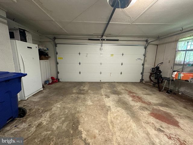 296 OVERHILL DRIVE, Chambersburg, PA 17202