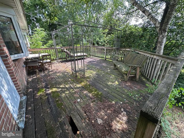 296 OVERHILL DRIVE, Chambersburg, PA 17202