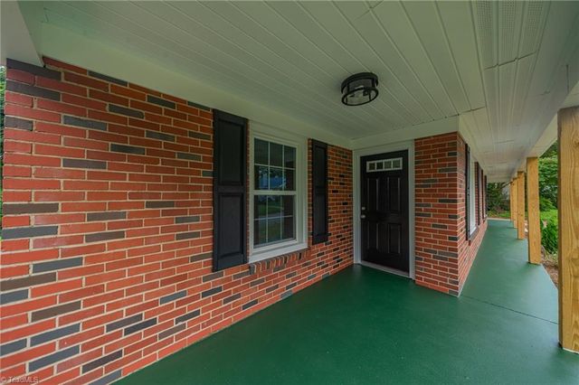 415 Ford Street, Lexington, NC 27292