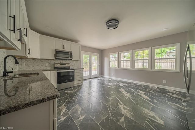 415 Ford Street, Lexington, NC 27292