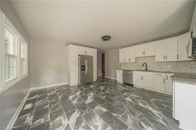 415 Ford Street, Lexington, NC 27292