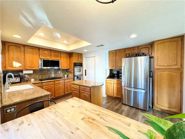 39090 Cattail, Murrieta, CA 92563