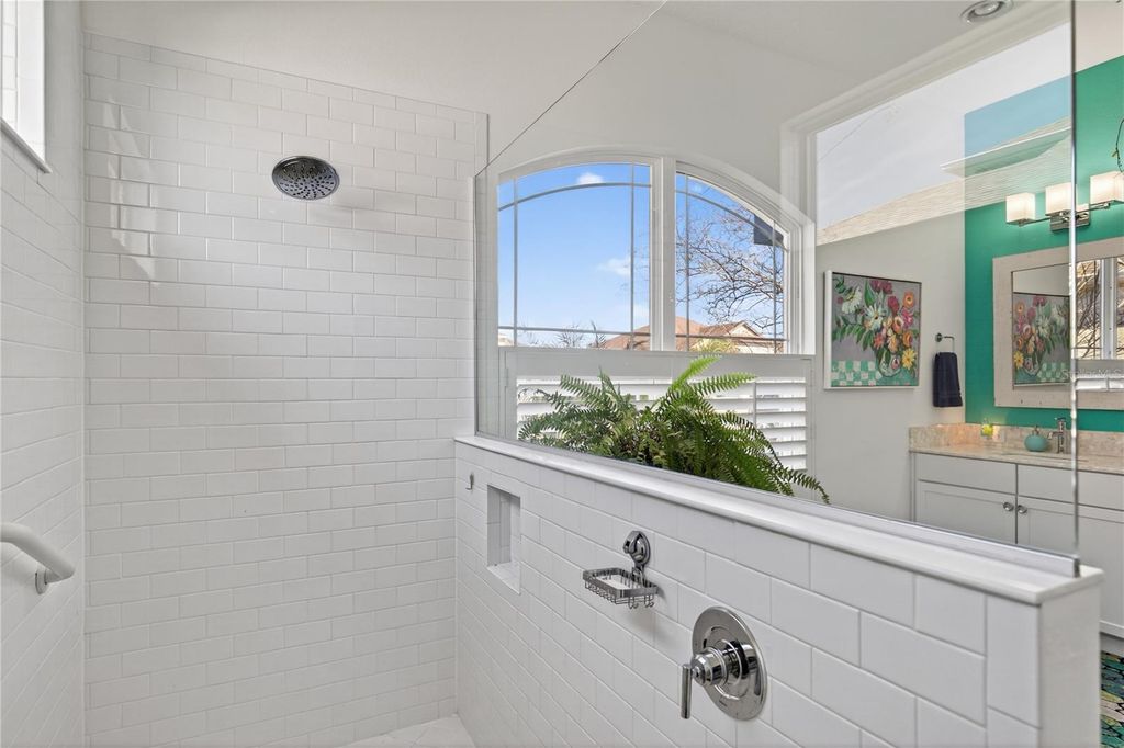 Image 27 of property listing at 2440 PAWTUCKET PASS, Mount Dora, FL 32757