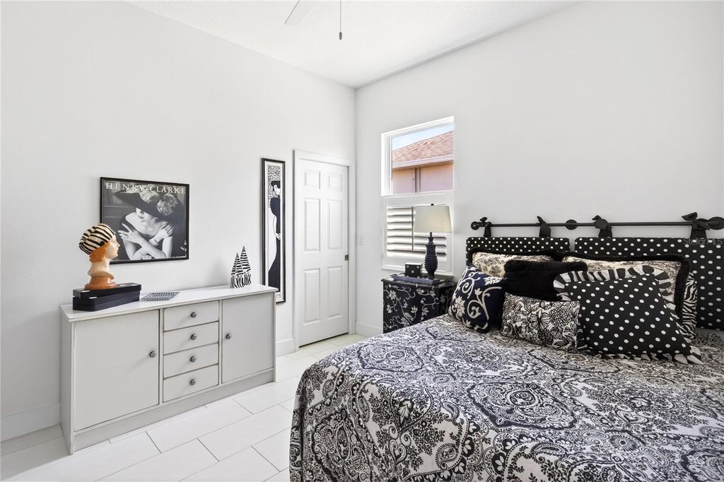 Image 34 of property listing at 2440 PAWTUCKET PASS, Mount Dora, FL 32757