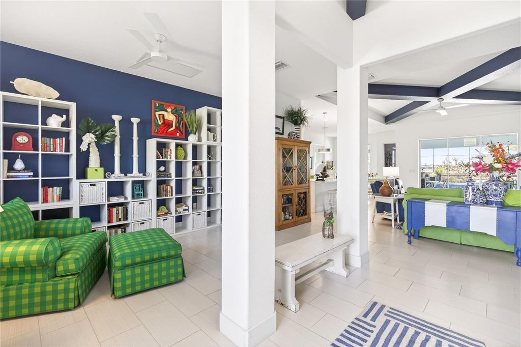 Image 6 of property listing at 2440 PAWTUCKET PASS, Mount Dora, FL 32757