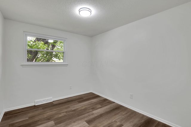 2446 Daily Road, Columbus, OH 43232