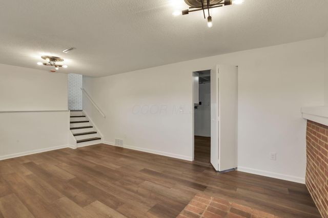 2446 Daily Road, Columbus, OH 43232