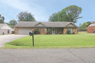 1518 SE 12th Street, Wagoner, OK 74467