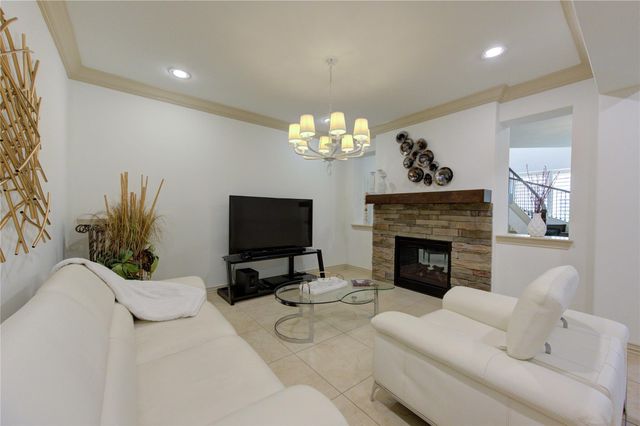 13606 Teal Bluff Lane, Houston, TX 77077