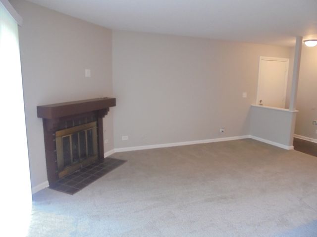 4730 Calvert Drive C2, Rolling Meadows, IL 60008