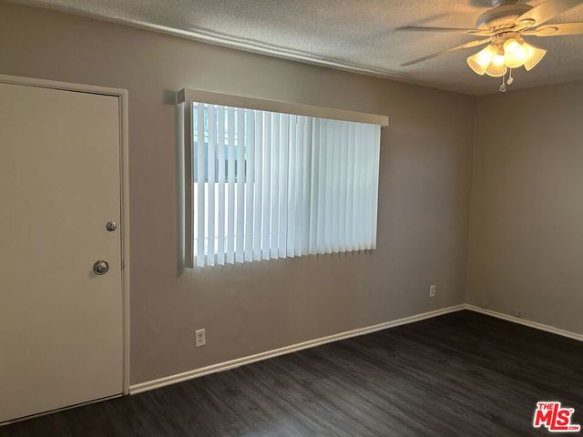 1412 Barry Avenue 4, Los Angeles, CA 90025