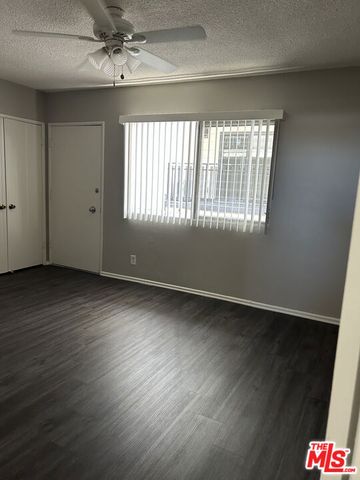 1412 Barry Avenue 4, Los Angeles, CA 90025