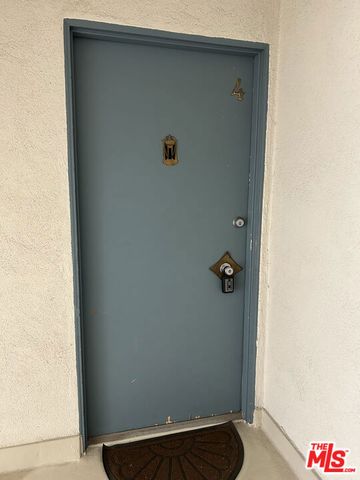 1412 Barry Avenue 4, Los Angeles, CA 90025