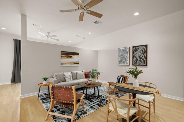 2931 E 12th ST 201, Austin, TX 78702