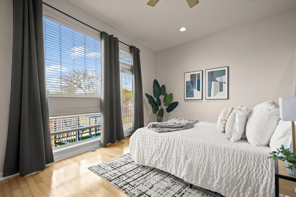 2931 E 12th ST 201, Austin, TX 78702