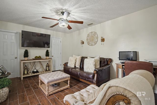 18835 Newsome Way, Bay Minette, AL 36507