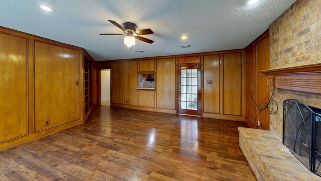 7047 Red Bud Drive, Dallas, TX 75227