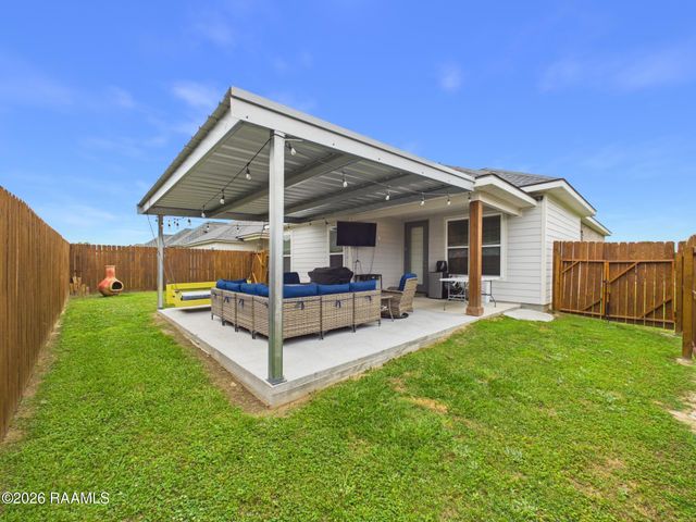 301 Adry Lane, Youngsville, LA 70592