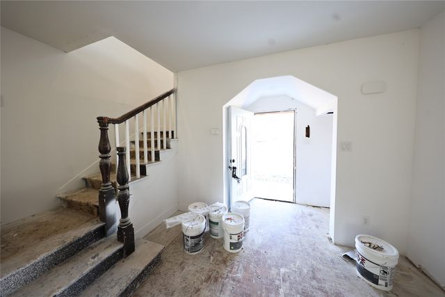 5120 Barnett Street, Fort Worth, TX 76112