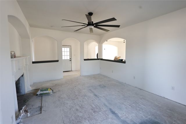 5120 Barnett Street, Fort Worth, TX 76112