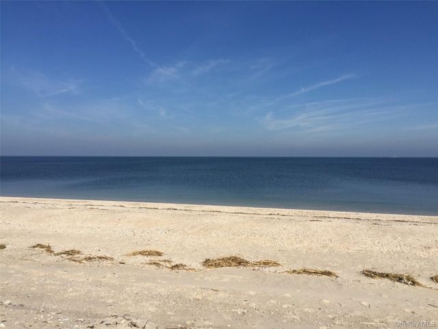 252 Asharoken Avenue, Northport, NY 11768