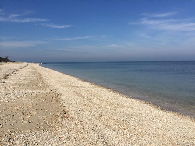 252 Asharoken Avenue, Northport, NY 11768