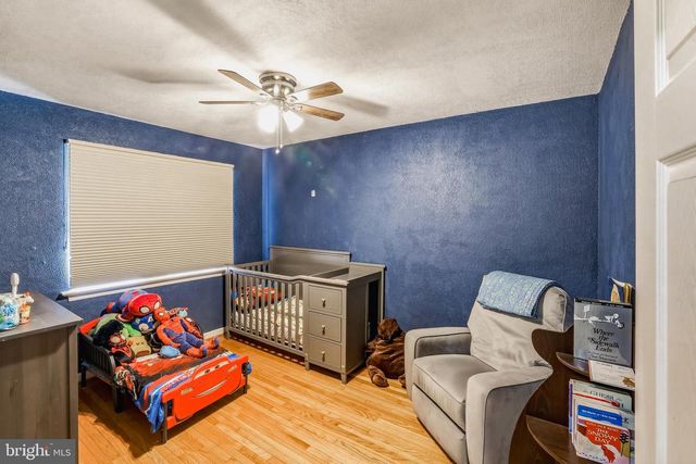 5 SUNSET DR, Voorhees, NJ 08043