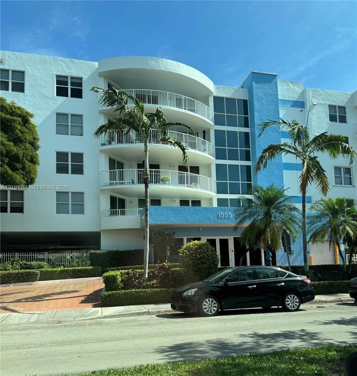 1555 N N.Treasure Dr 313, North Bay Village, FL 33141