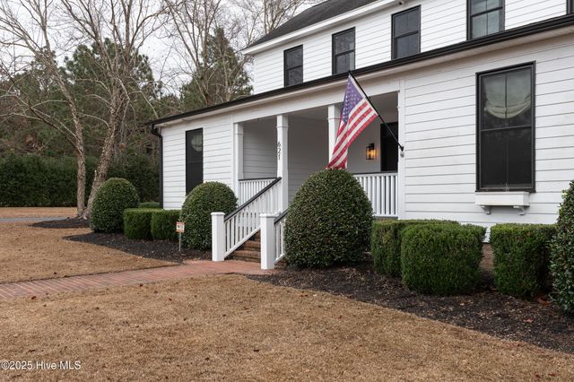 621 V O A Site C Road, Greenville, NC 27834