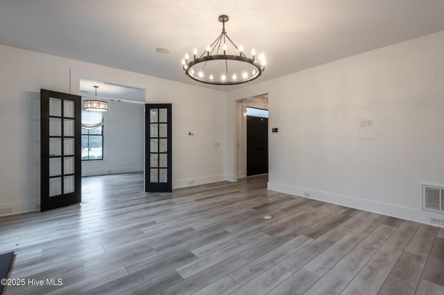 621 V O A Site C Road, Greenville, NC 27834