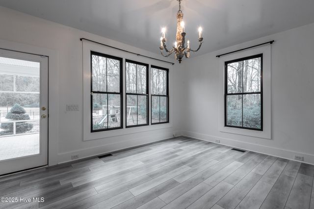 621 V O A Site C Road, Greenville, NC 27834