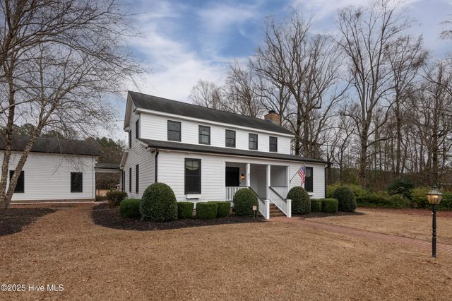 621 V O A Site C Road, Greenville, NC 27834