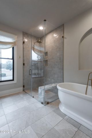 621 V O A Site C Road, Greenville, NC 27834