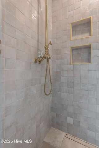 621 V O A Site C Road, Greenville, NC 27834