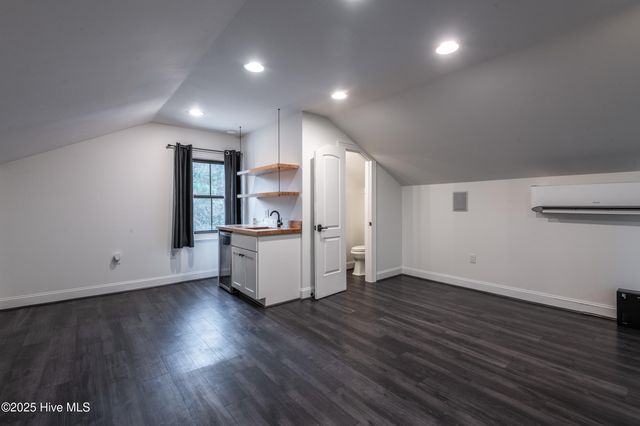 621 V O A Site C Road, Greenville, NC 27834