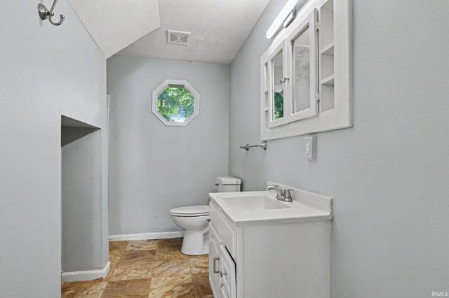 330 N 3rd Street, Elkhart, IN 46516