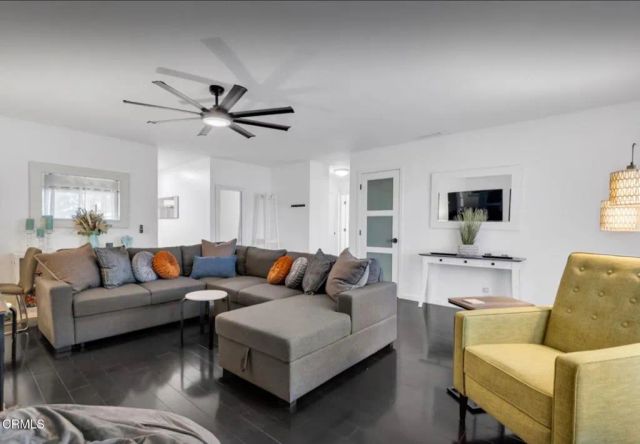 3615 Isle Way, Oxnard, CA 93035