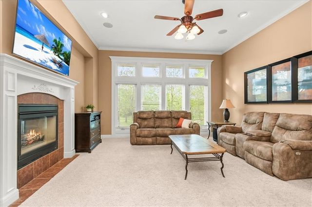 4003 SW 15th Court, Blue Springs, MO 64015